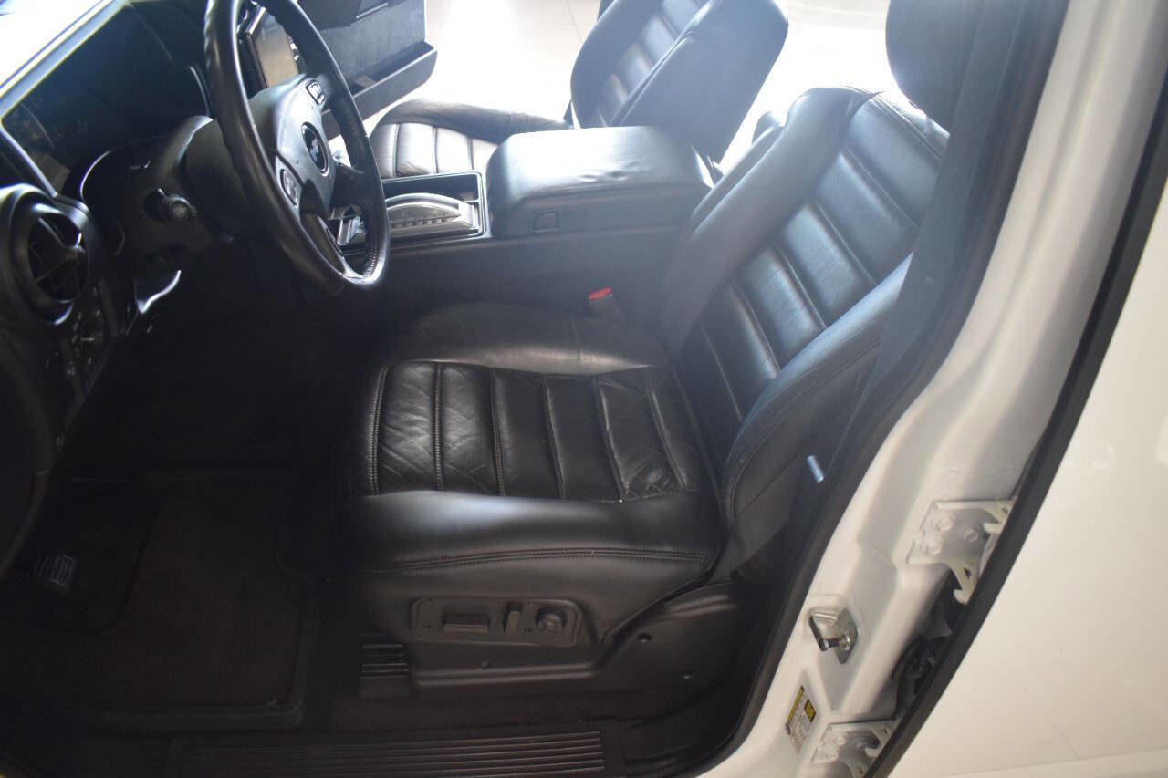 Used 2005 HUMMER H2 w/ Preferred Equipment Group image 55