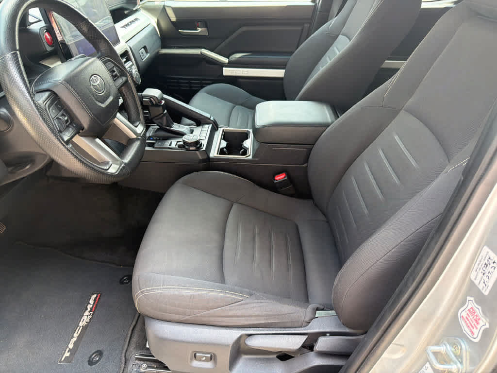 Used 2024 Toyota Tacoma TRD Off-Road AWD/4WD image 9