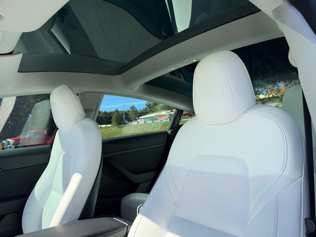 Used 2023 Tesla Model 3 Standard Range RWD image 13