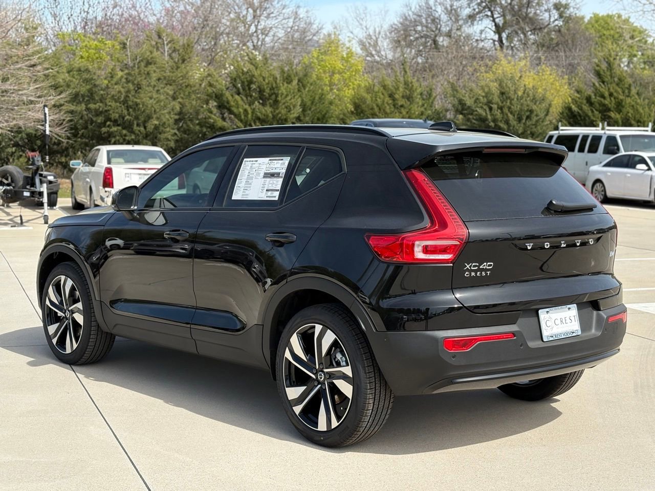 New 2026 Volvo XC40 B4 Plus w/ Protection Package Premier image 5