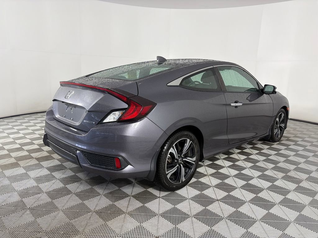 Used 2017 Honda Civic Touring image 7