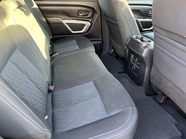 Used 2016 Nissan Titan SV image 20