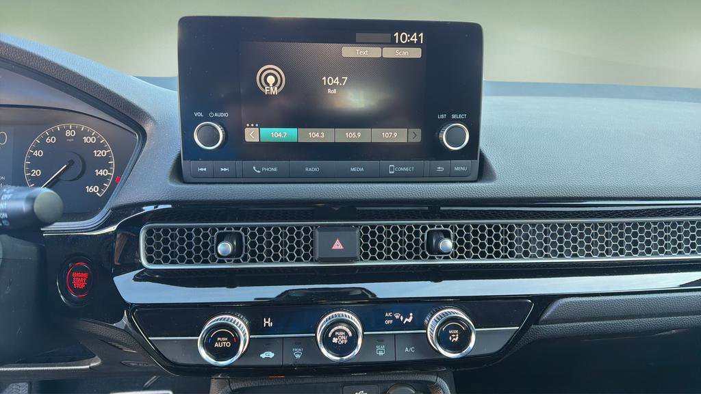 Used 2023 Honda Civic Sport image 25