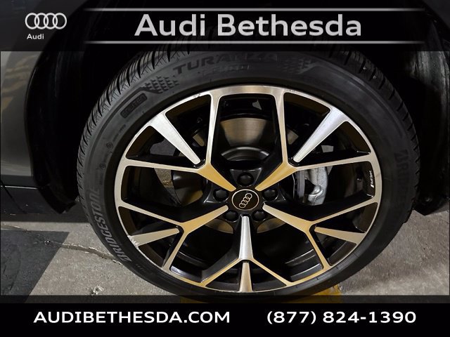 Certified 2026 Audi Q3 quattro 2.0T w/ 20" Wheel Package AWD/4WD image 9