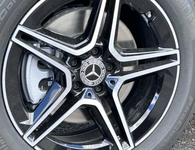 New 2026 Mercedes-Benz GLB 250 4MATIC image 14