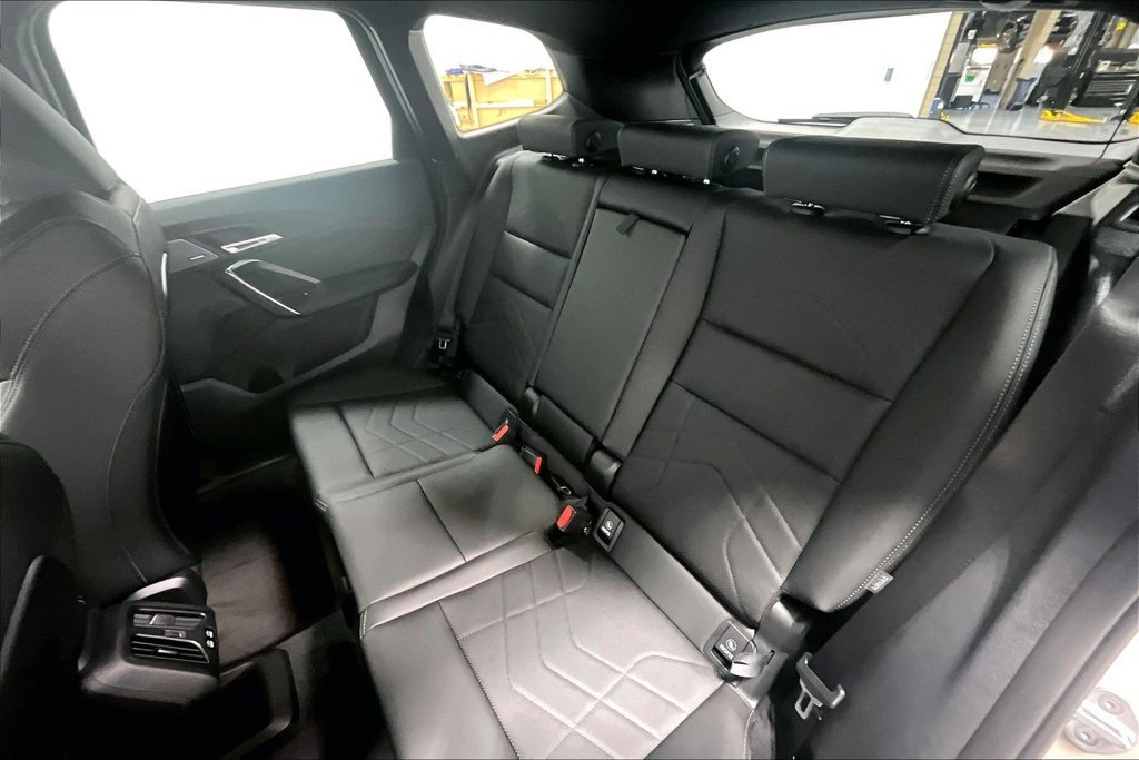 New 2027 BMW X1 xDrive28i AWD/4WD image 17