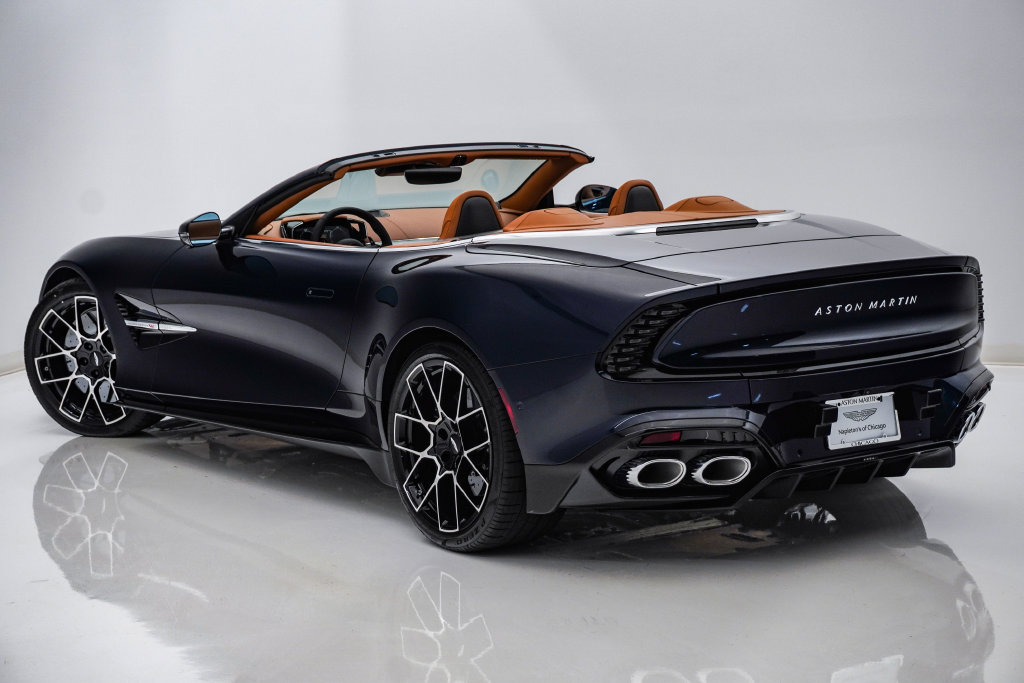 New 2026 Aston Martin Vanquish Convertible RWD image 12