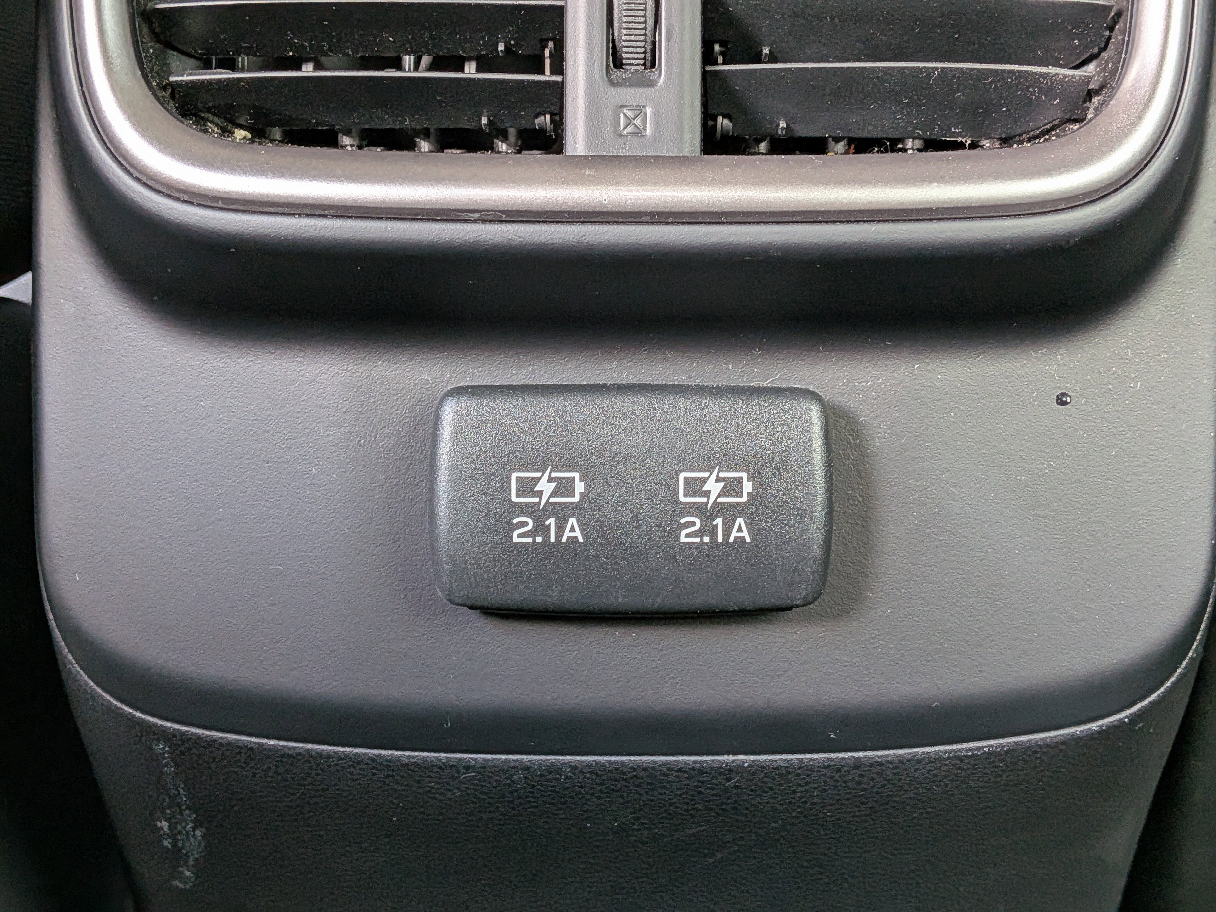 Used 2022 Subaru Outback Premium image 16