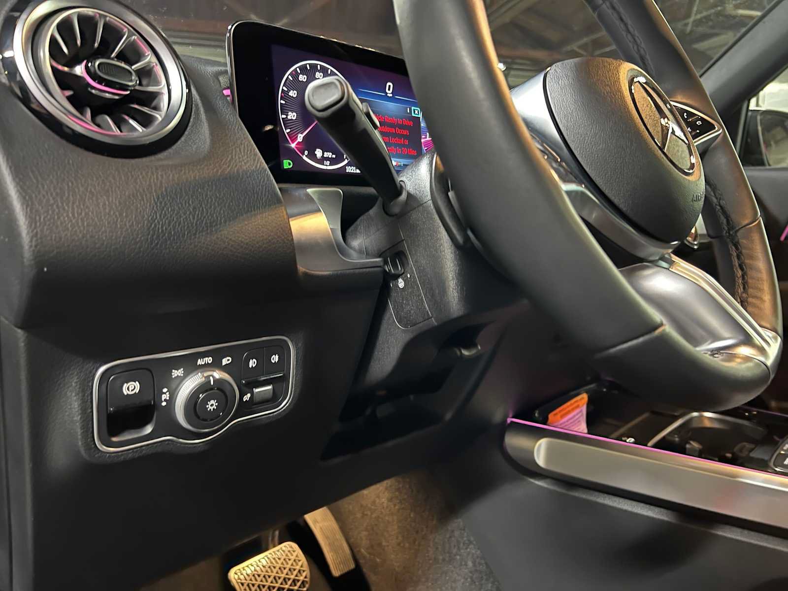 Certified 2026 Mercedes-Benz GLB 250 4MATIC image 27