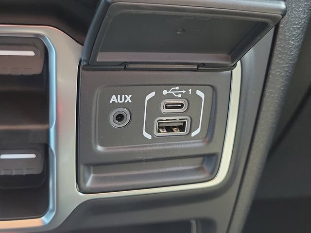 New 2026 Jeep Wrangler Unlimited Sport AWD/4WD image 24