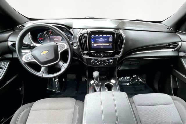 Used 2023 Chevrolet Traverse LT image 7