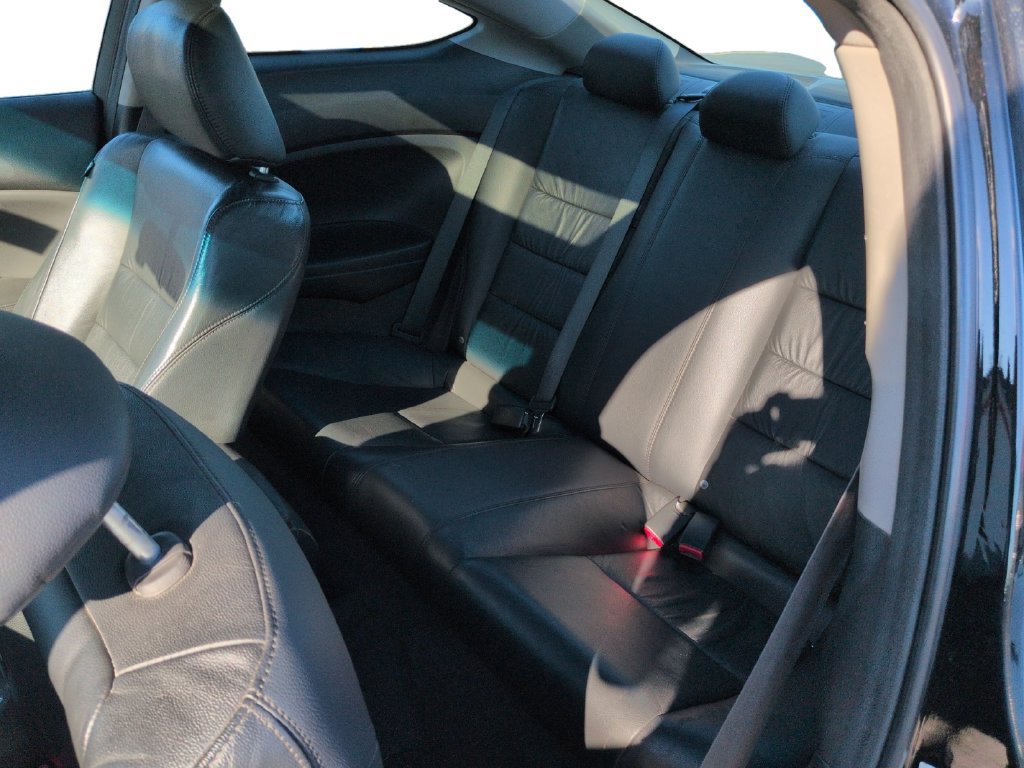 Used 2011 Honda Accord EX-L image 24