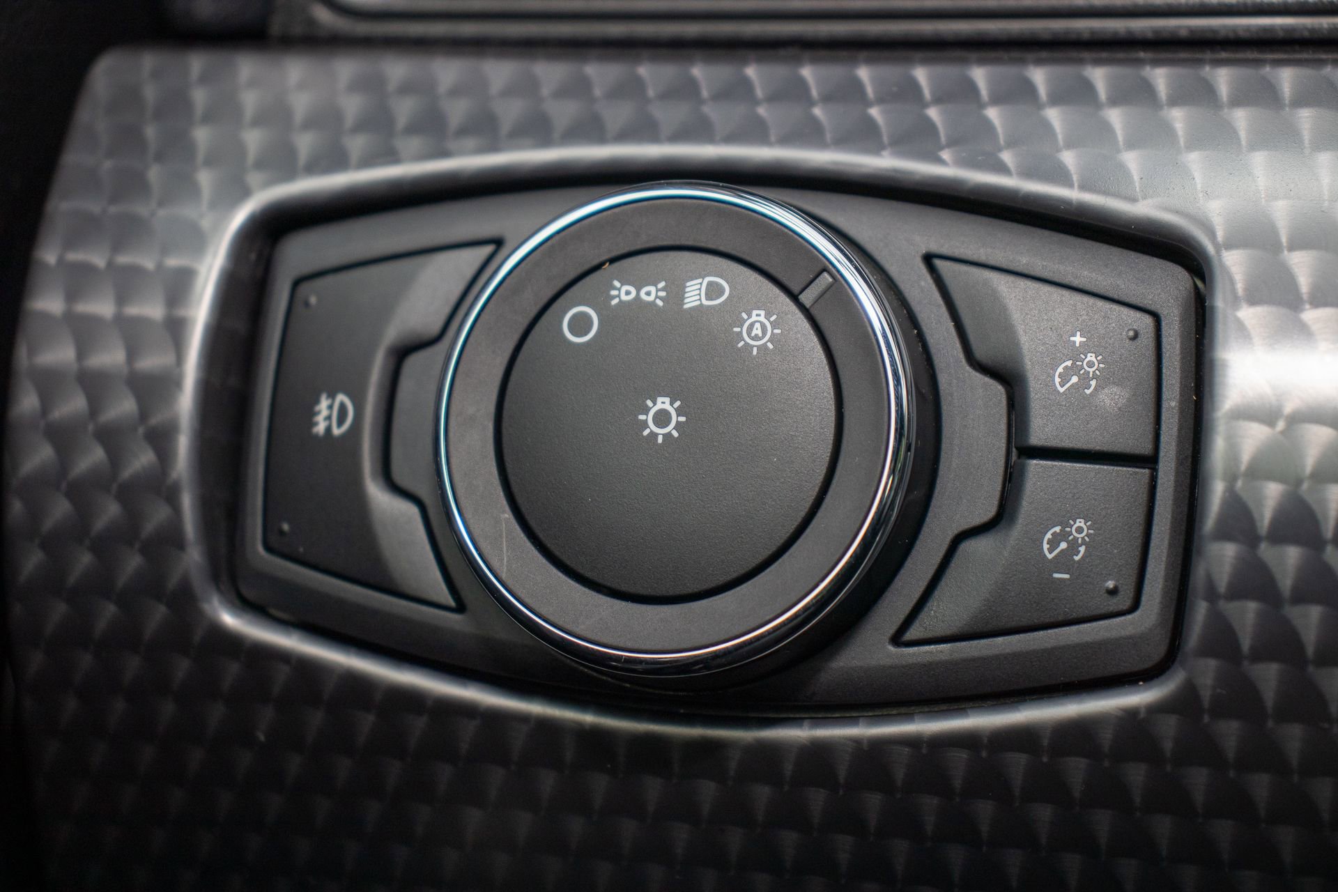 Used 2019 Ford Mustang Premium w/ Ecoboost Performance Package image 23