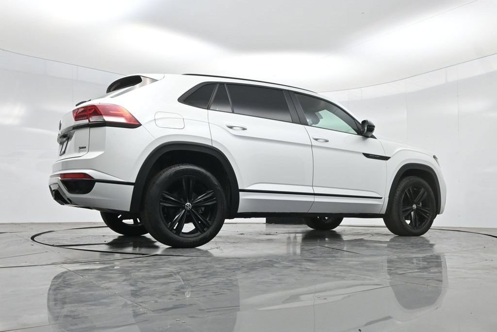 Used 2023 Volkswagen Atlas Cross Sport SEL R-Line AWD/4WD image 54