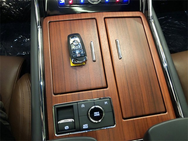 Used 2024 Lincoln Navigator Reserve image 26