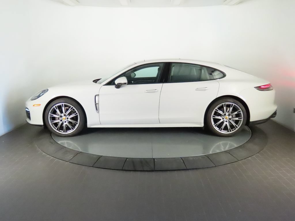 Certified 2023 Porsche Panamera RWD image 2