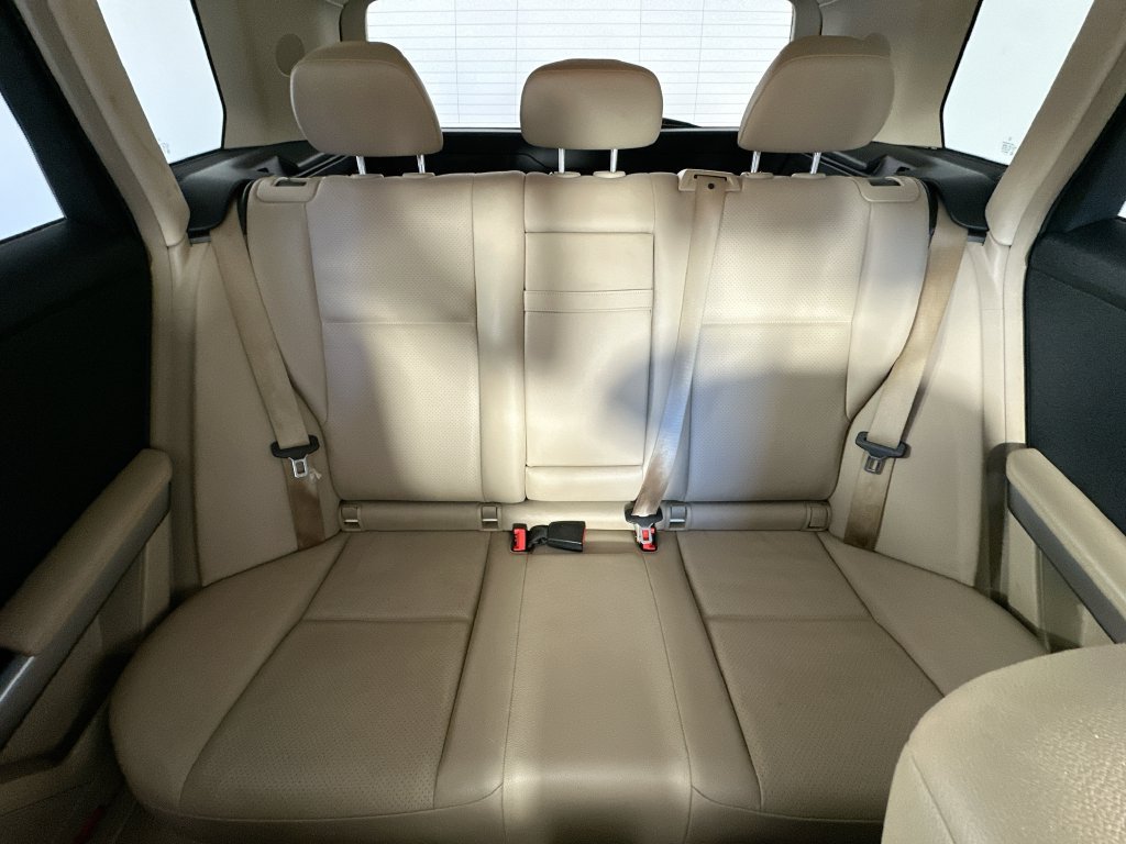 Used 2012 Mercedes-Benz GLK 350 2WD image 13