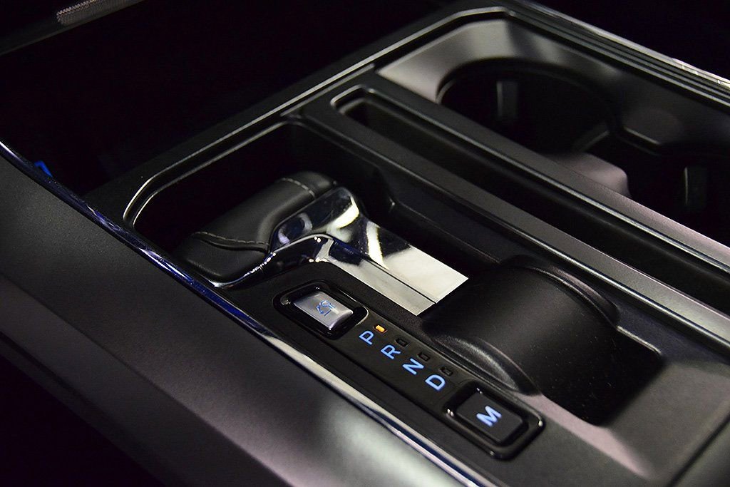 Used 2022 Ford F150 Lariat w/ Equipment Group 502A High image 29