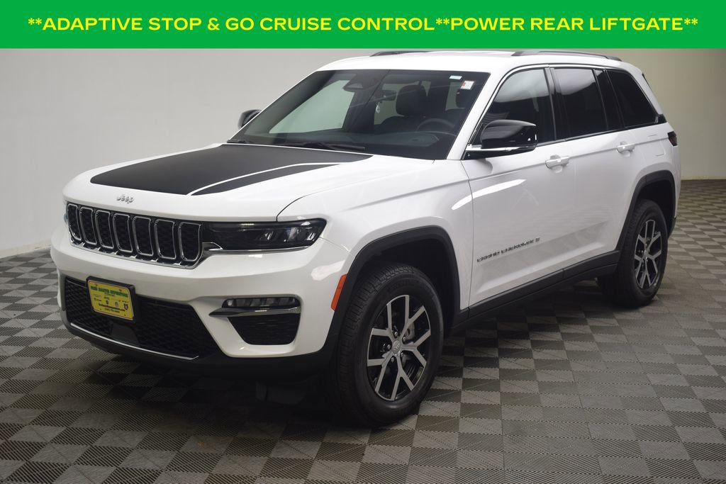 Used 2025 Jeep Grand Cherokee Limited image 3