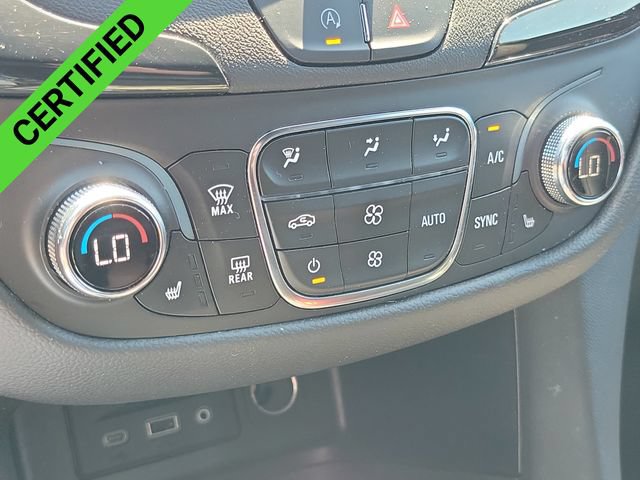 Certified 2023 Chevrolet Equinox RS w/ RS Leather Package AWD/4WD image 19