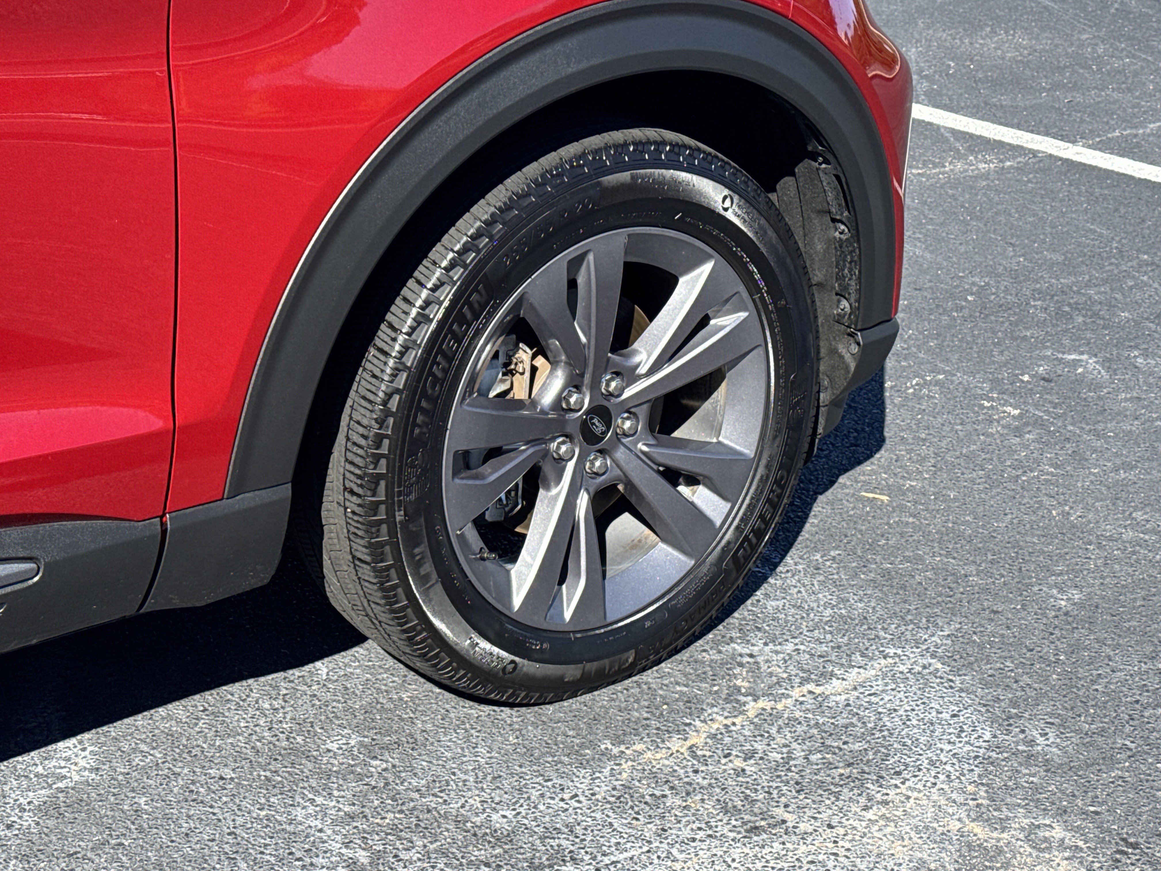 Used 2023 Ford Explorer XLT w/ Equipment Group 202A image 32