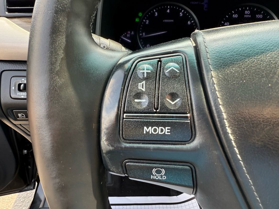 Used 2014 Lexus LS 460 L image 9