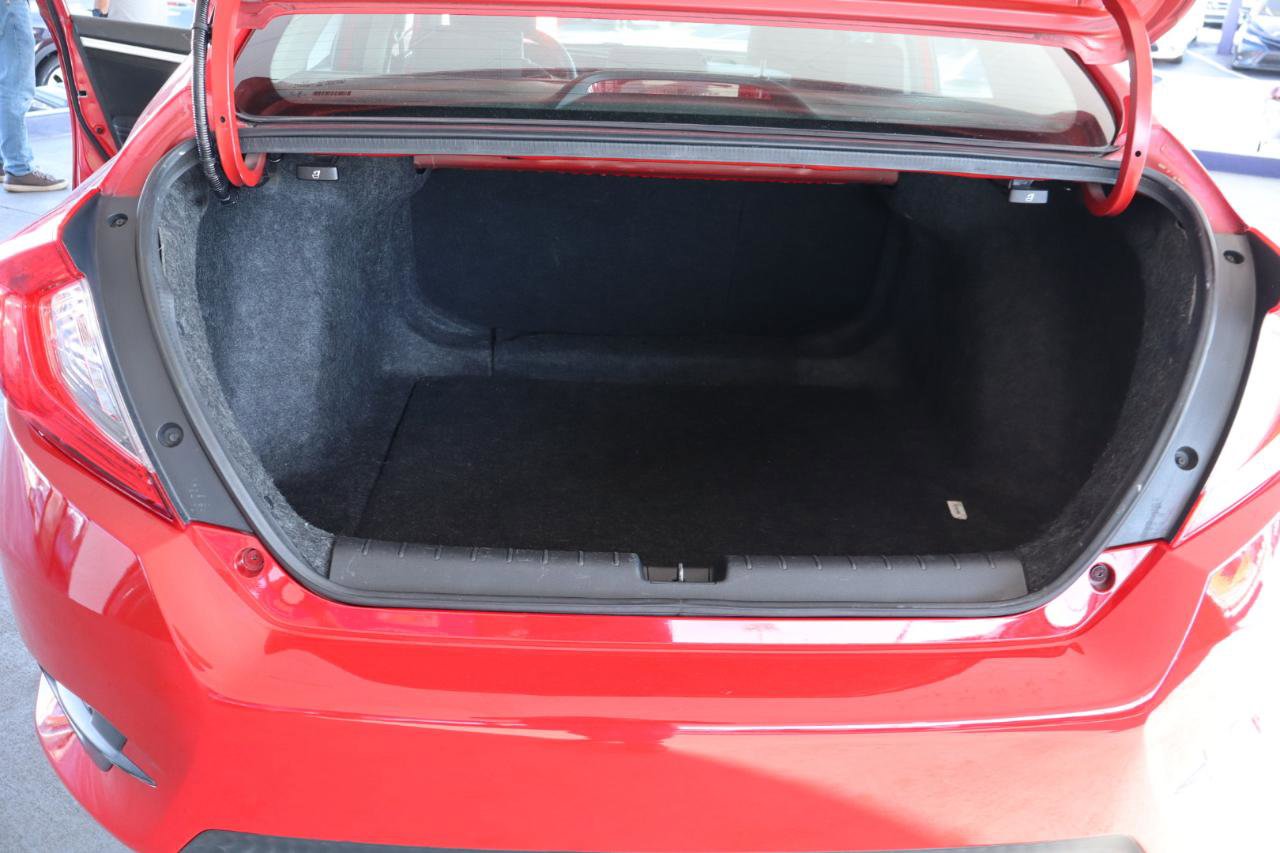 Used 2018 Honda Civic EX image 30