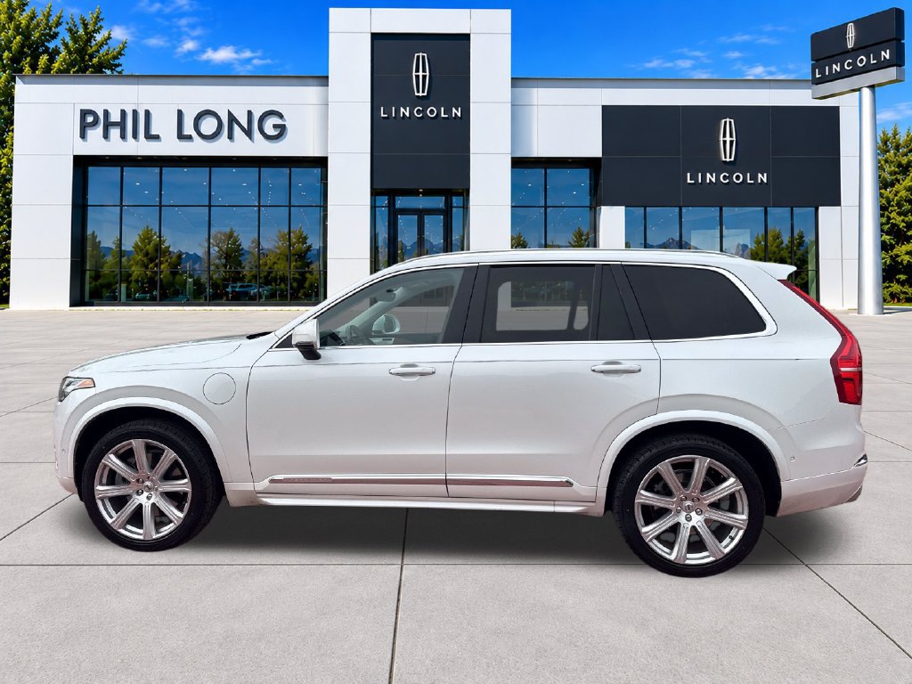 Used 2017 Volvo XC90 T8 Inscription w/ Luxury Package AWD/4WD image 4