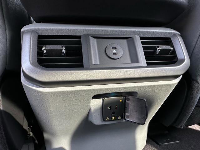 New 2025 Ford F150 Lightning Flash image 31