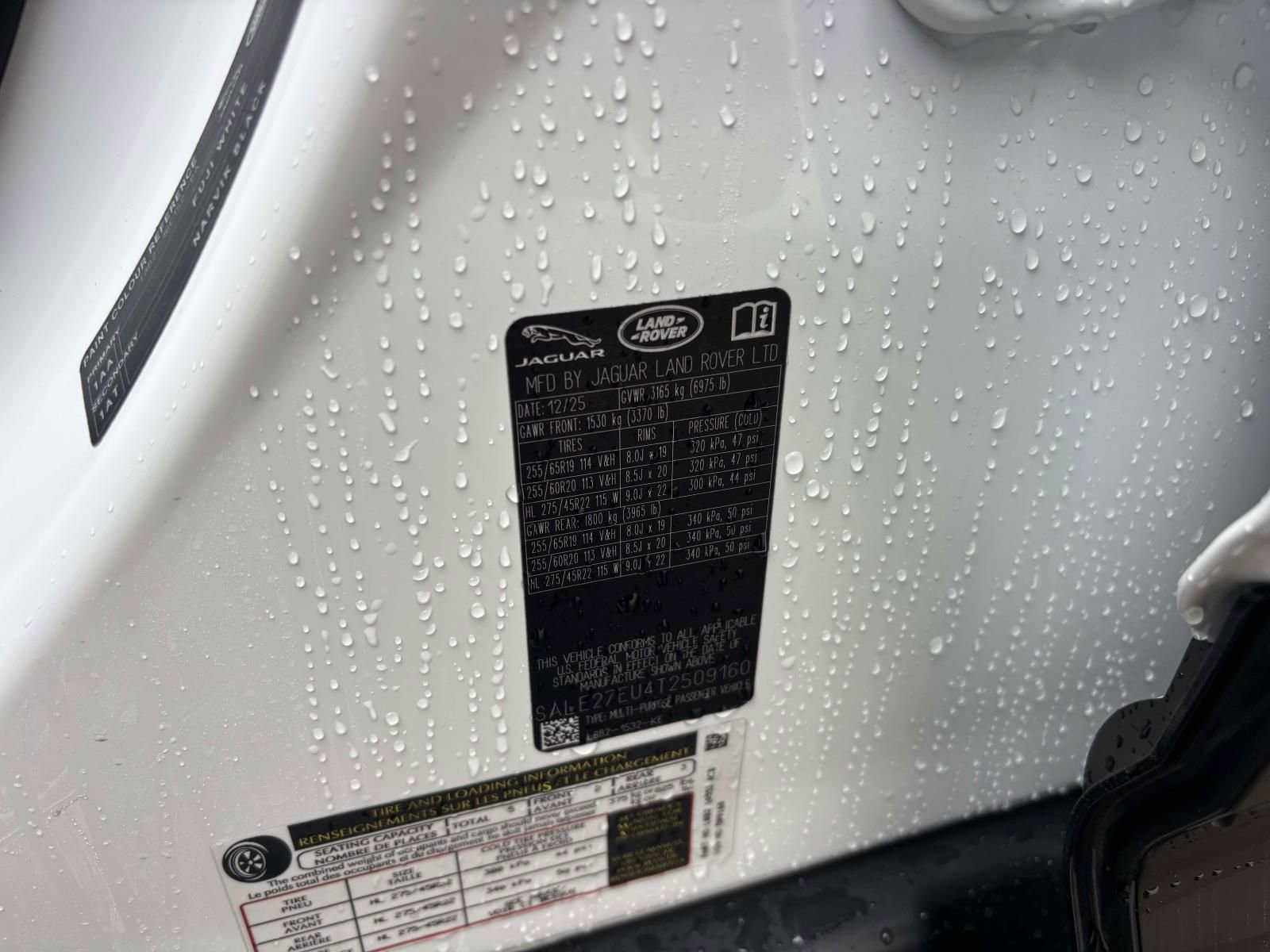 New 2026 Land Rover Defender 110 X-Dynamic SE image 29