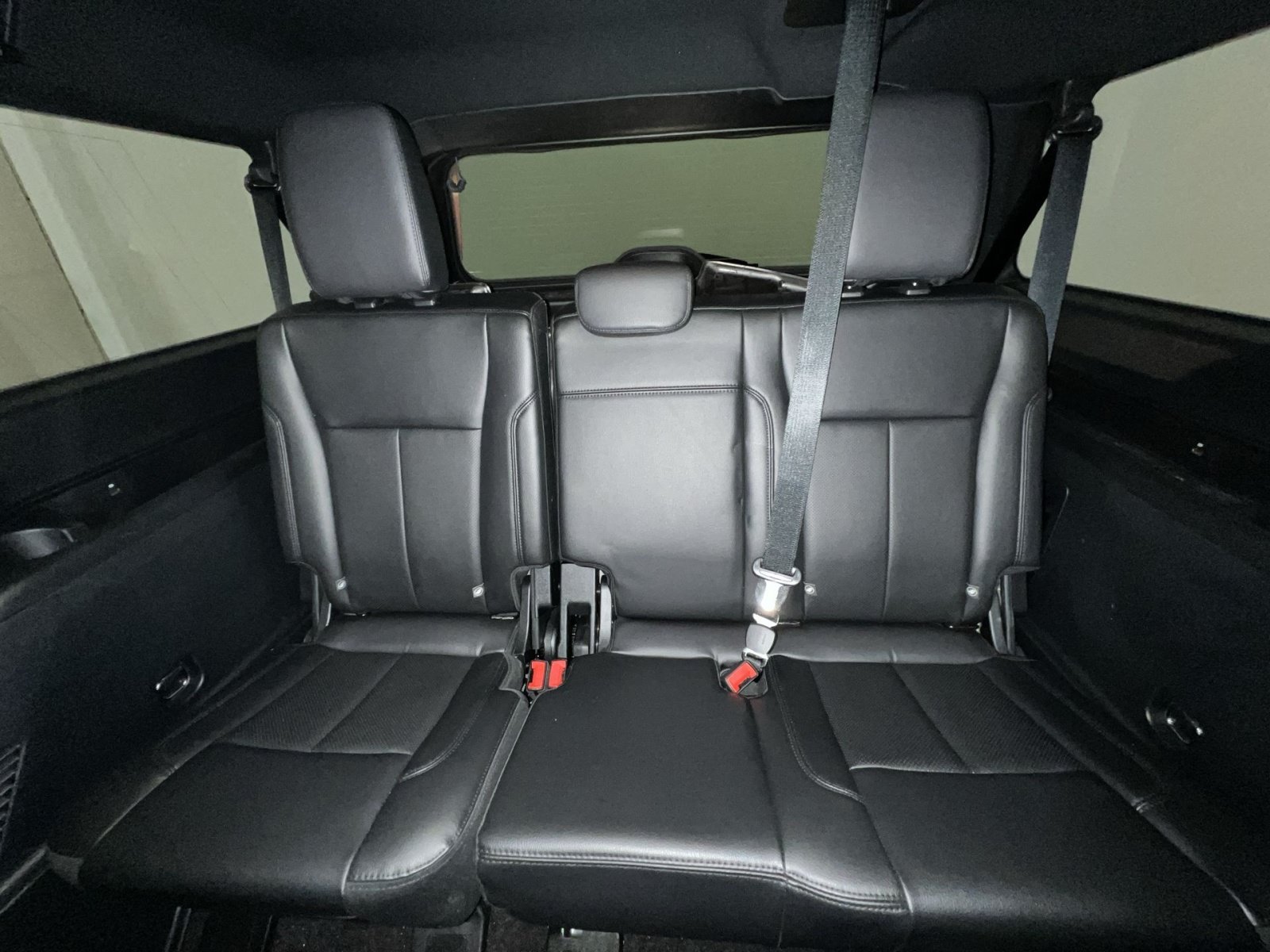 Used 2020 Ford Expedition Max XLT w/ Equipment Group 202A RWD image 30
