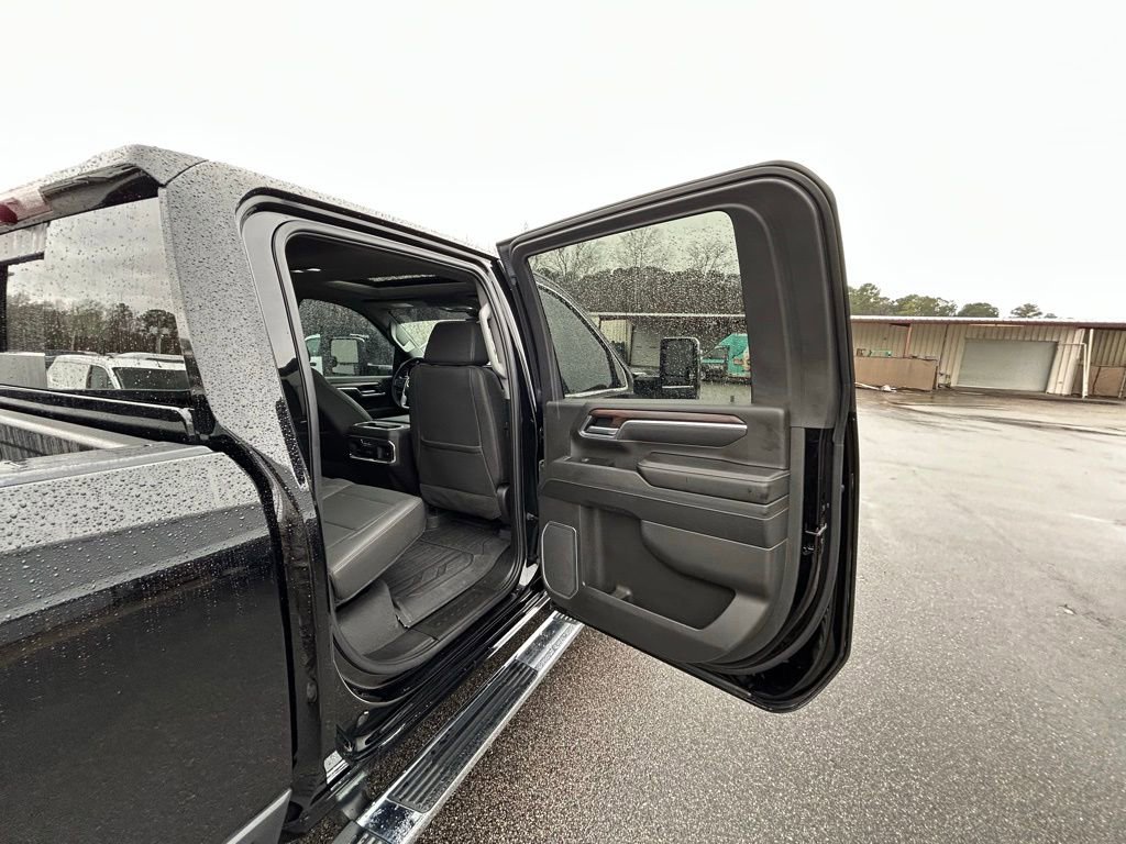 Used 2025 GMC Sierra 2500 SLT w/ SLT Premium Package image 20