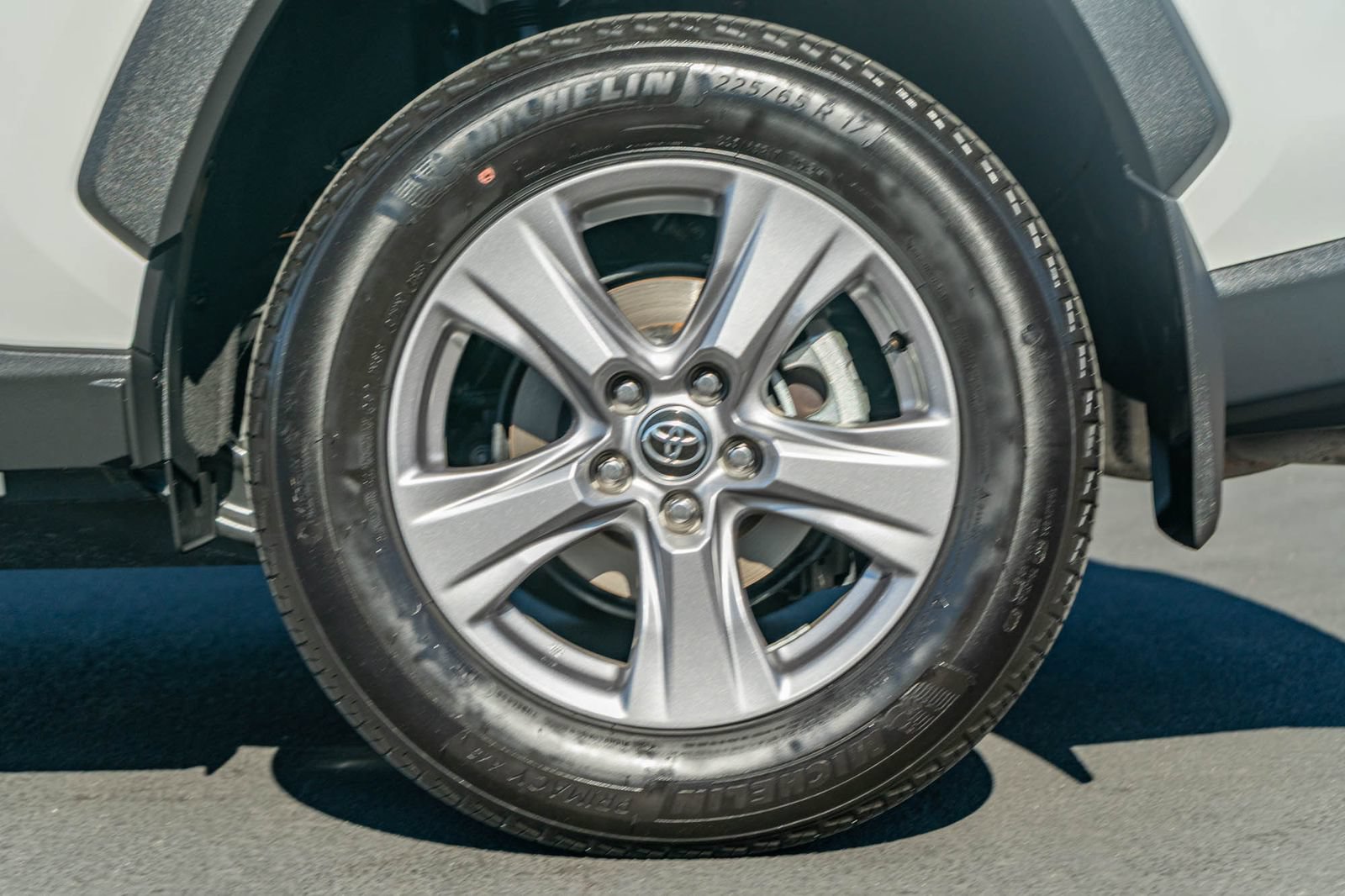 Certified 2025 Toyota RAV4 XLE FWD image 7