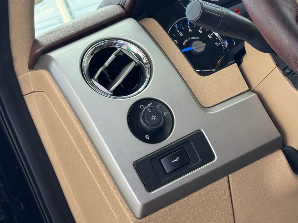 Used 2013 Ford F150 King Ranch w/ King Ranch Luxury Pkg image 23