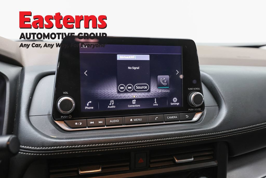 Used 2023 Nissan Rogue SV AWD/4WD image 18