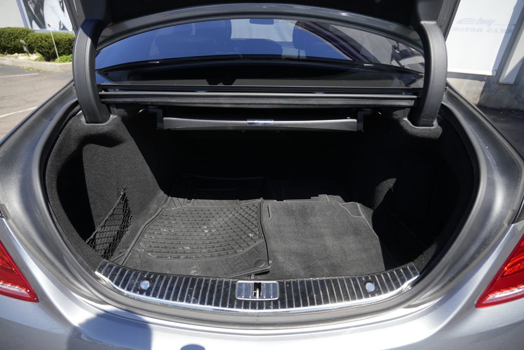Used 2015 Mercedes-Benz S 550 Sedan image 16