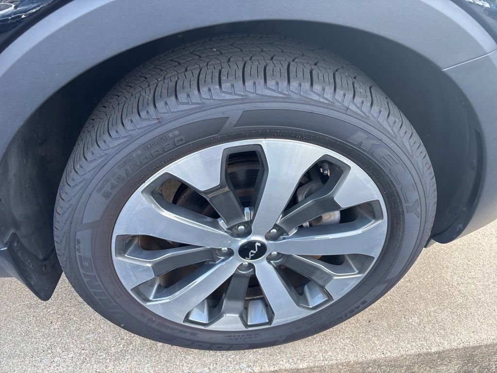 Used 2022 Kia Telluride S image 13