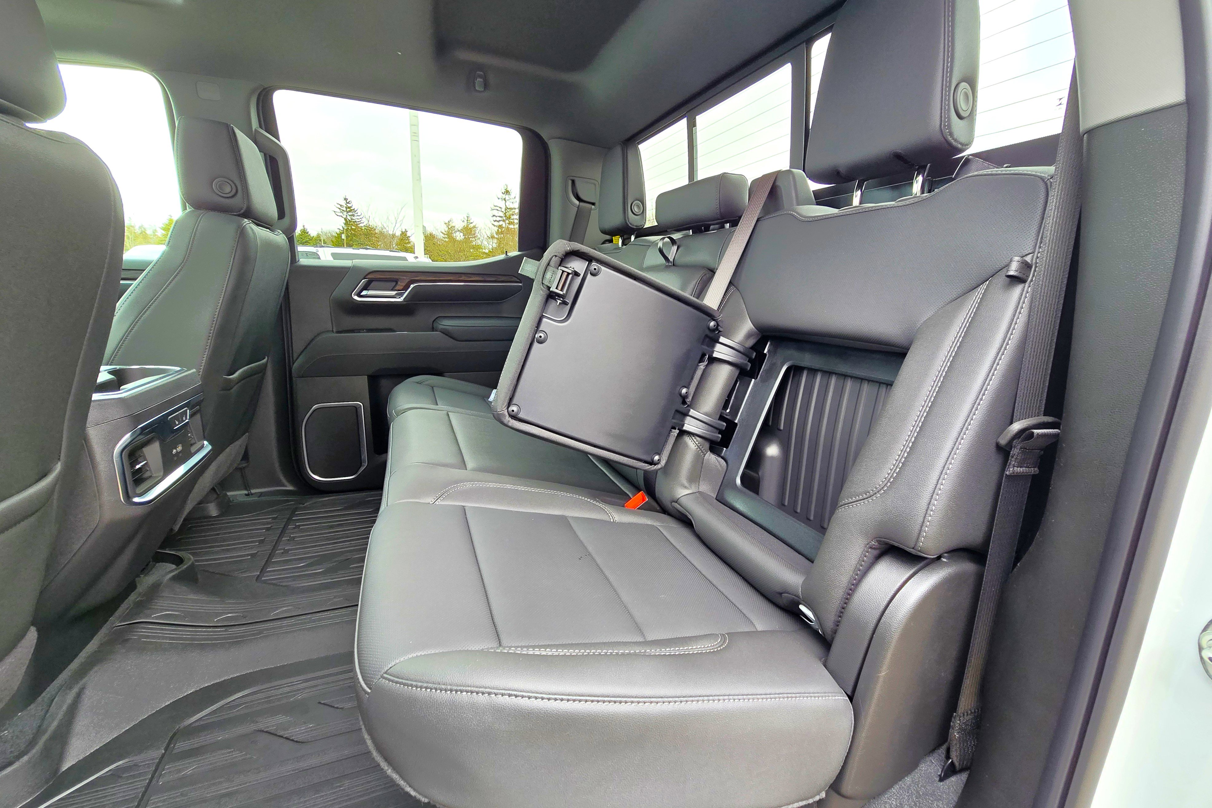 New 2026 GMC Sierra 1500 SLT w/ SLT Premium Plus Package image 17