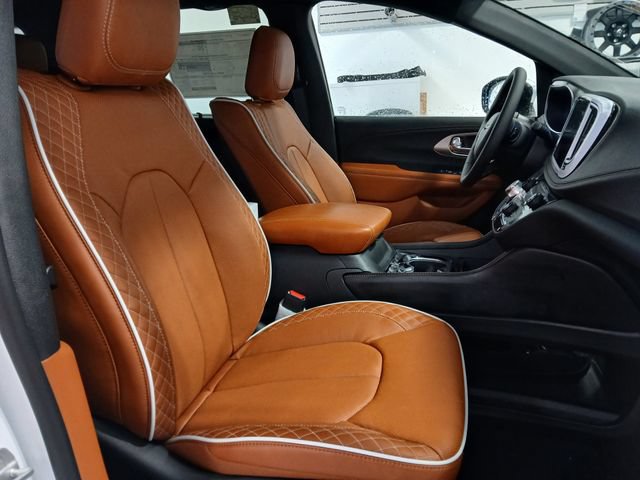 New 2026 Chrysler Pacifica Pinnacle AWD/4WD image 14
