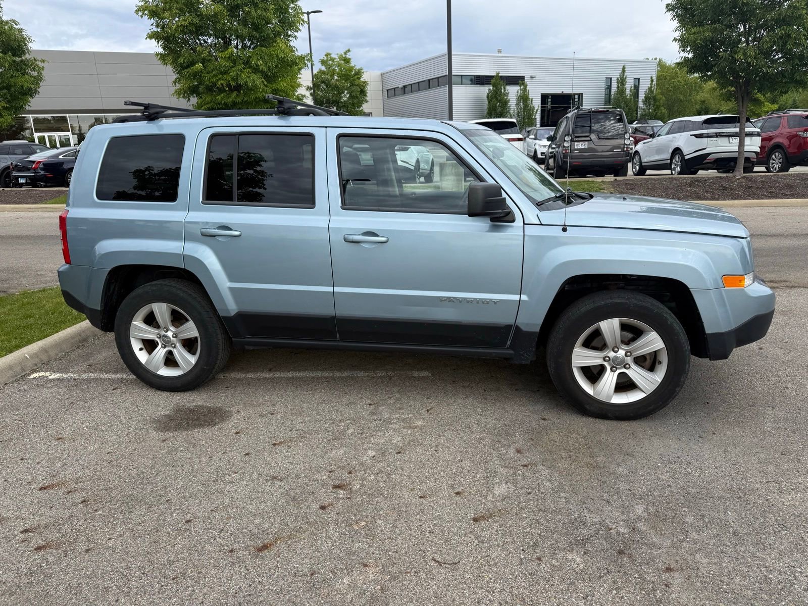 Used 2014 Jeep Patriot Sport w/ Power Value Group AWD/4WD image 4