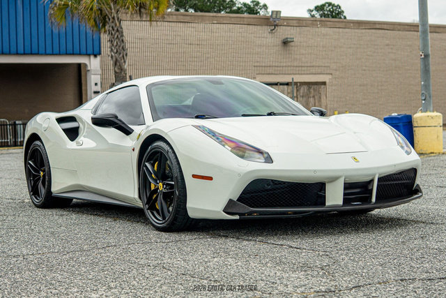 Used 2017 Ferrari 488 Spider RWD image 17
