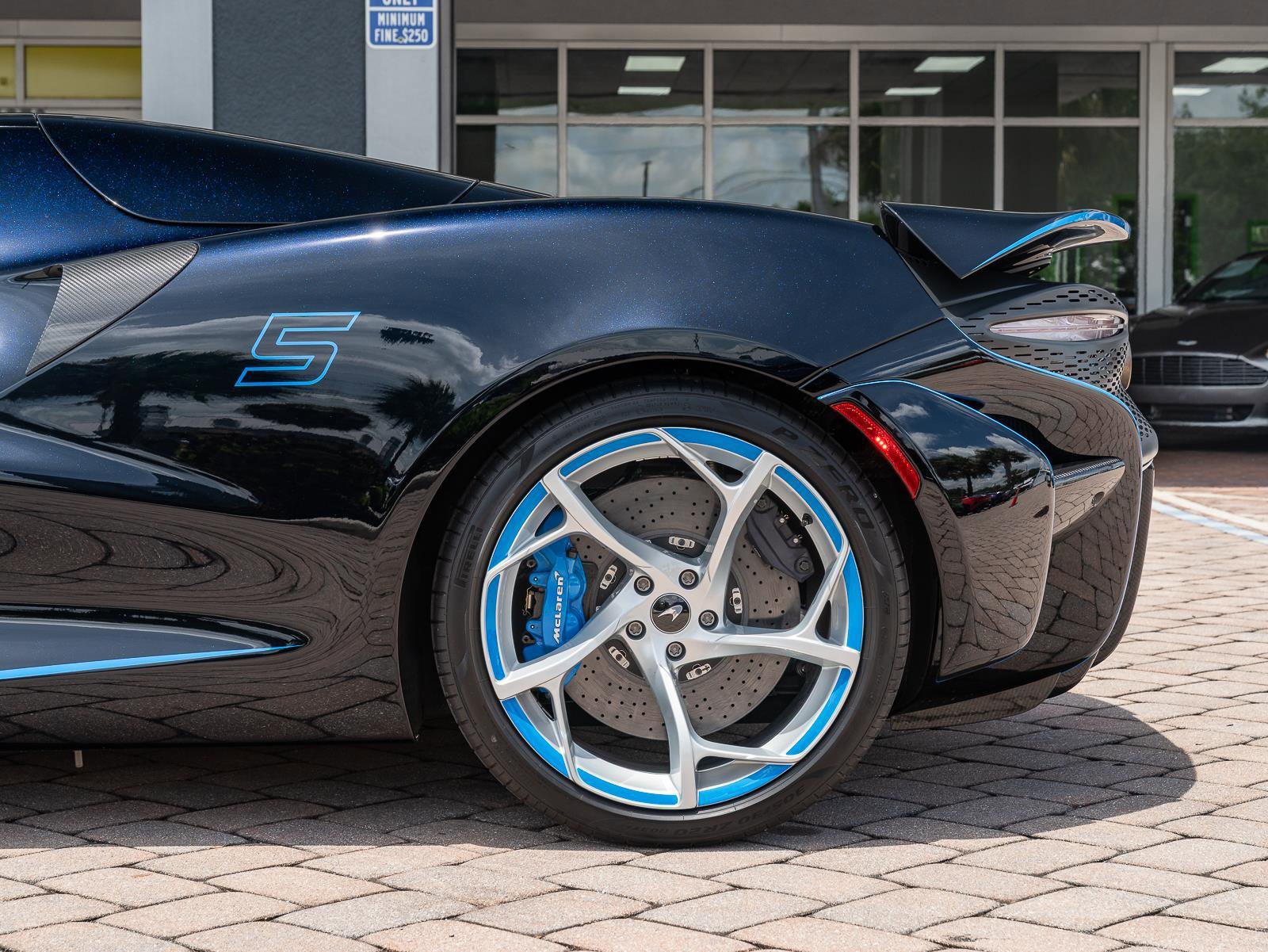 Used 2021 McLaren Elva RWD image 33