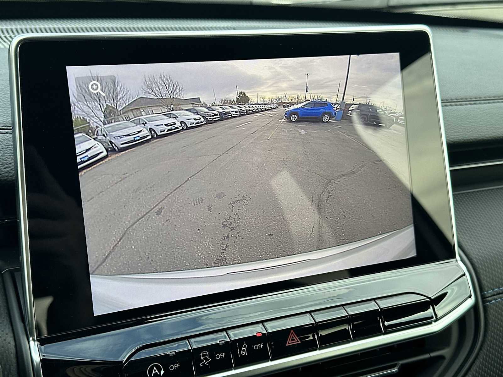 New 2026 Jeep Compass Latitude image 21