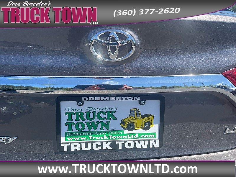Used 2015 Toyota Camry LE FWD image 39