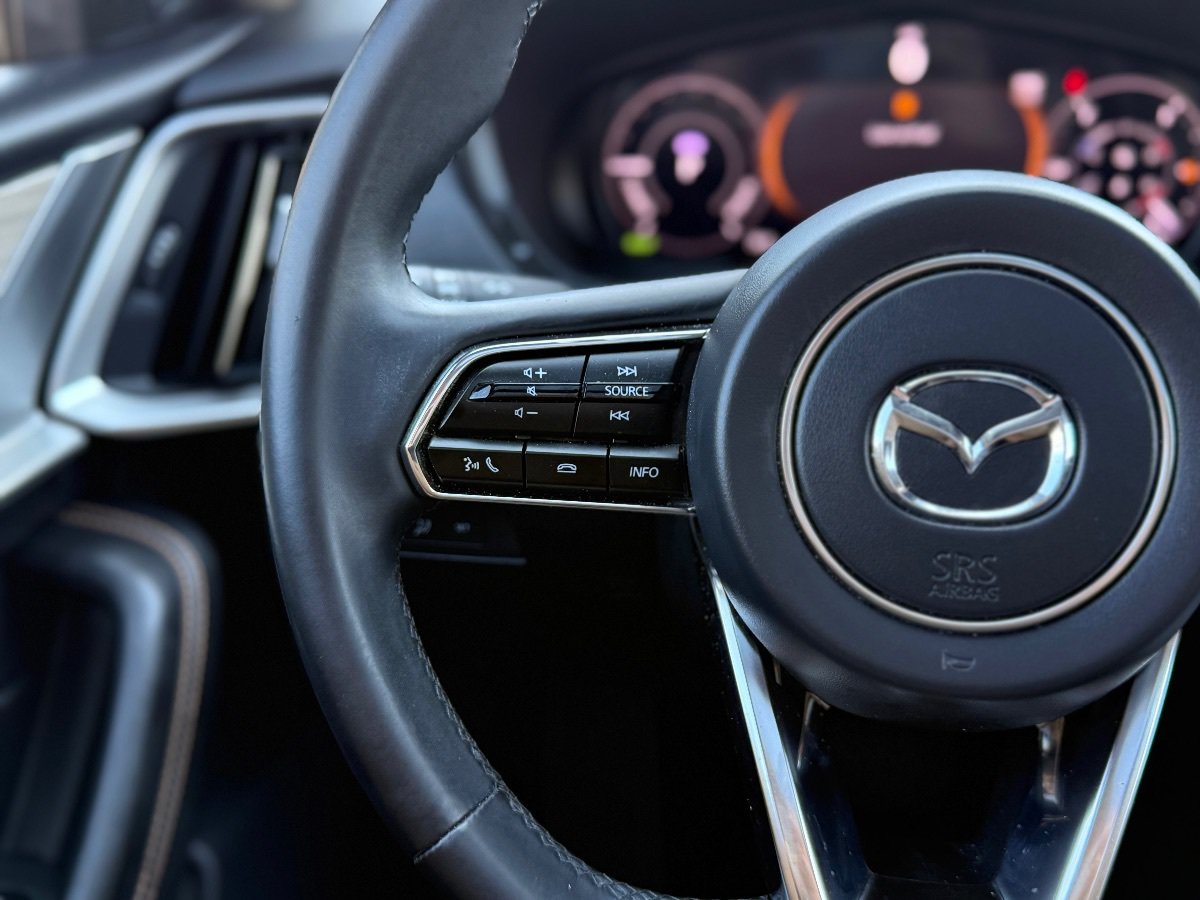 Used 2024 MAZDA CX-90 Plug-In Hybrid w/ Premium Pkg AWD/4WD image 24