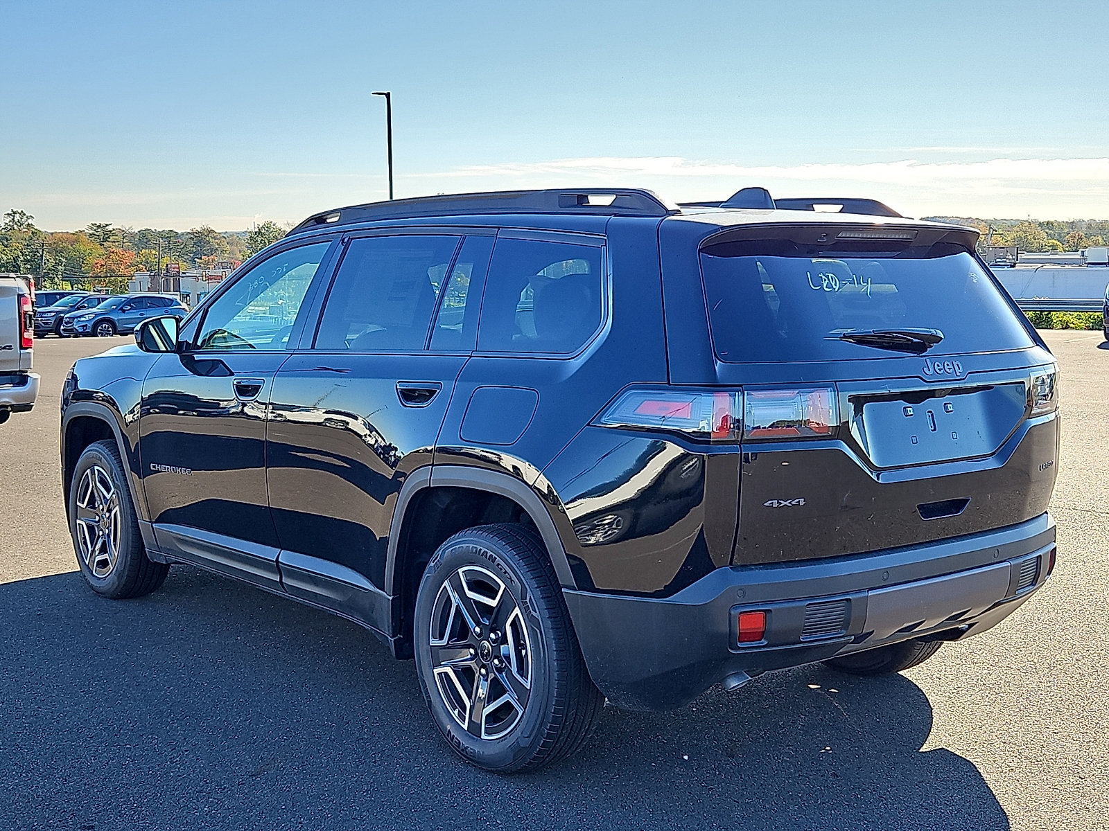 New 2026 Jeep Cherokee Laredo AWD/4WD image 3
