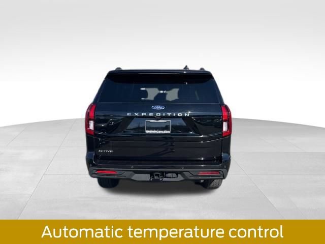 Certified 2025 Ford Expedition Active image 8