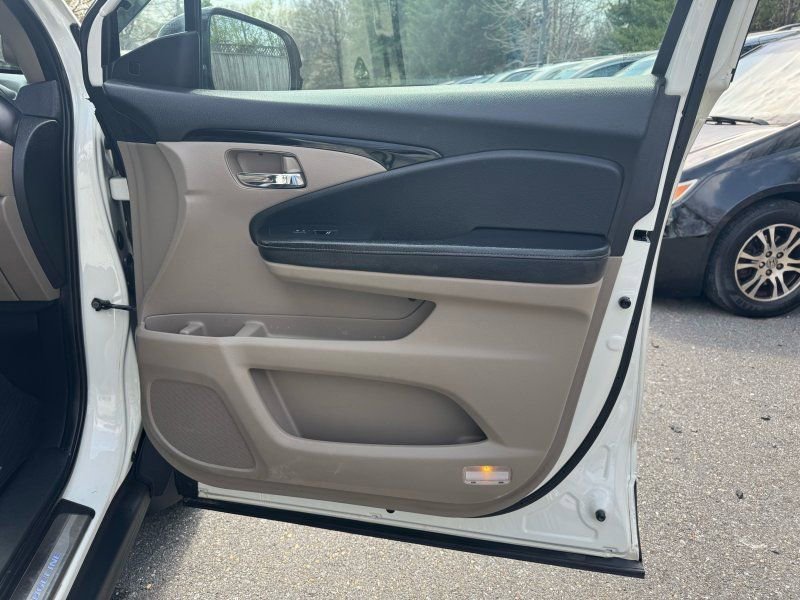 Used 2018 Honda Ridgeline RTL-E image 21