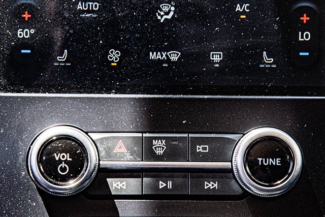 Used 2024 Ford Edge SEL AWD/4WD image 19