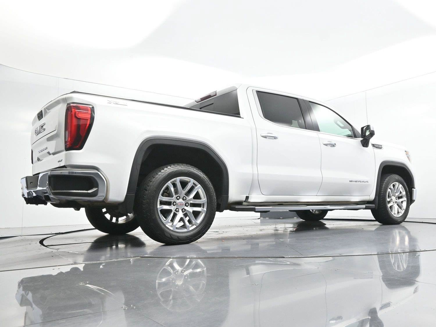 Used 2019 GMC Sierra 1500 SLT w/ SLT Premium Plus Package AWD/4WD image 53